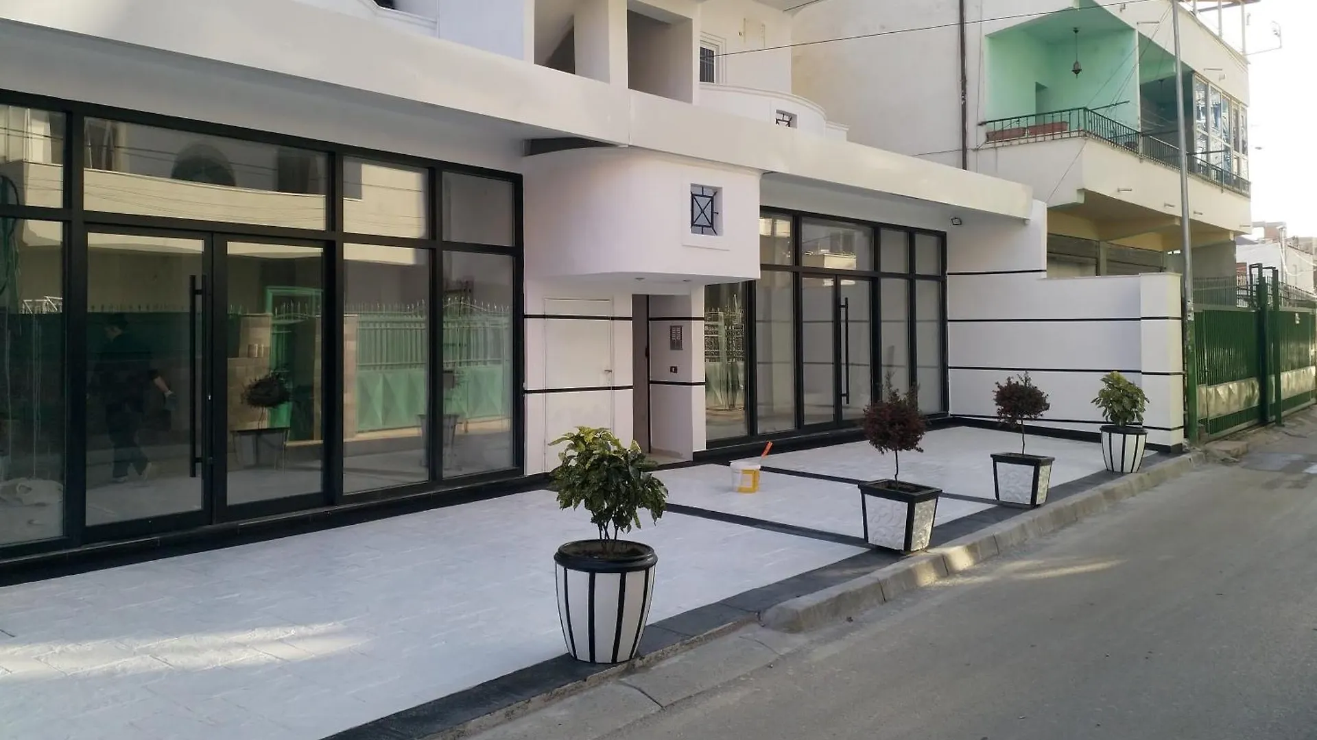 טיראנה Ar Apartments 0*,  אלבניה